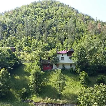 Guest house Вила Димитрови Erma Reka